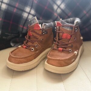 Hey Dude Kids Brown and Red Boots